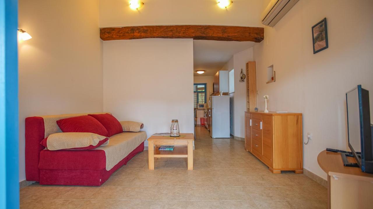 Holiday Home Grimalda Bagian luar foto