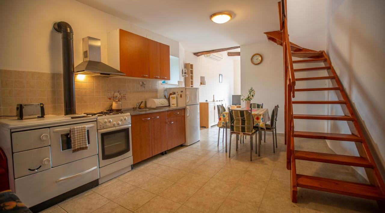 Holiday Home Grimalda Bagian luar foto