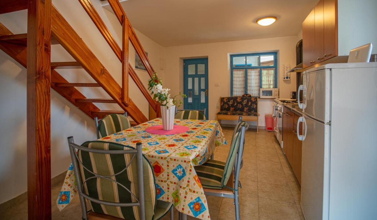 Holiday Home Grimalda Bagian luar foto